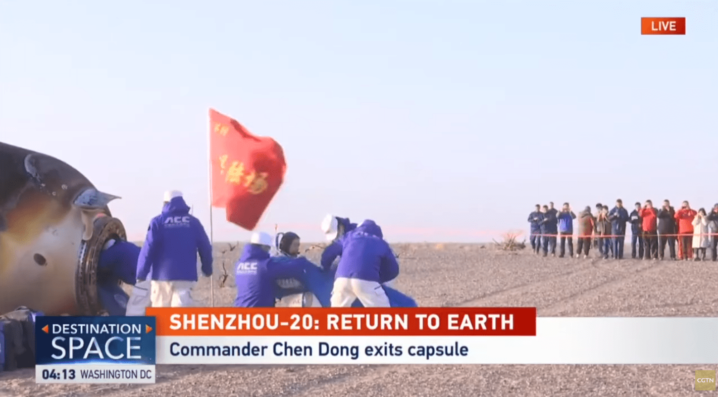 Aterrizaje del Shenzhou-21 con la tripulación del Shenzhou-20